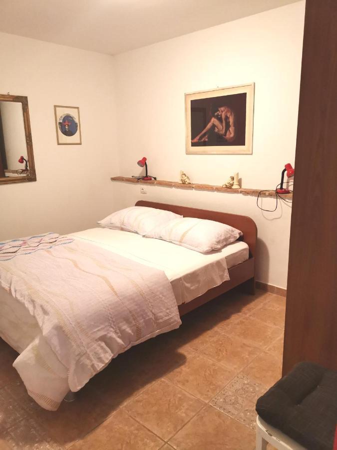 Apartment Giulio - 10Mt To The Beach Rovinj Bagian luar foto